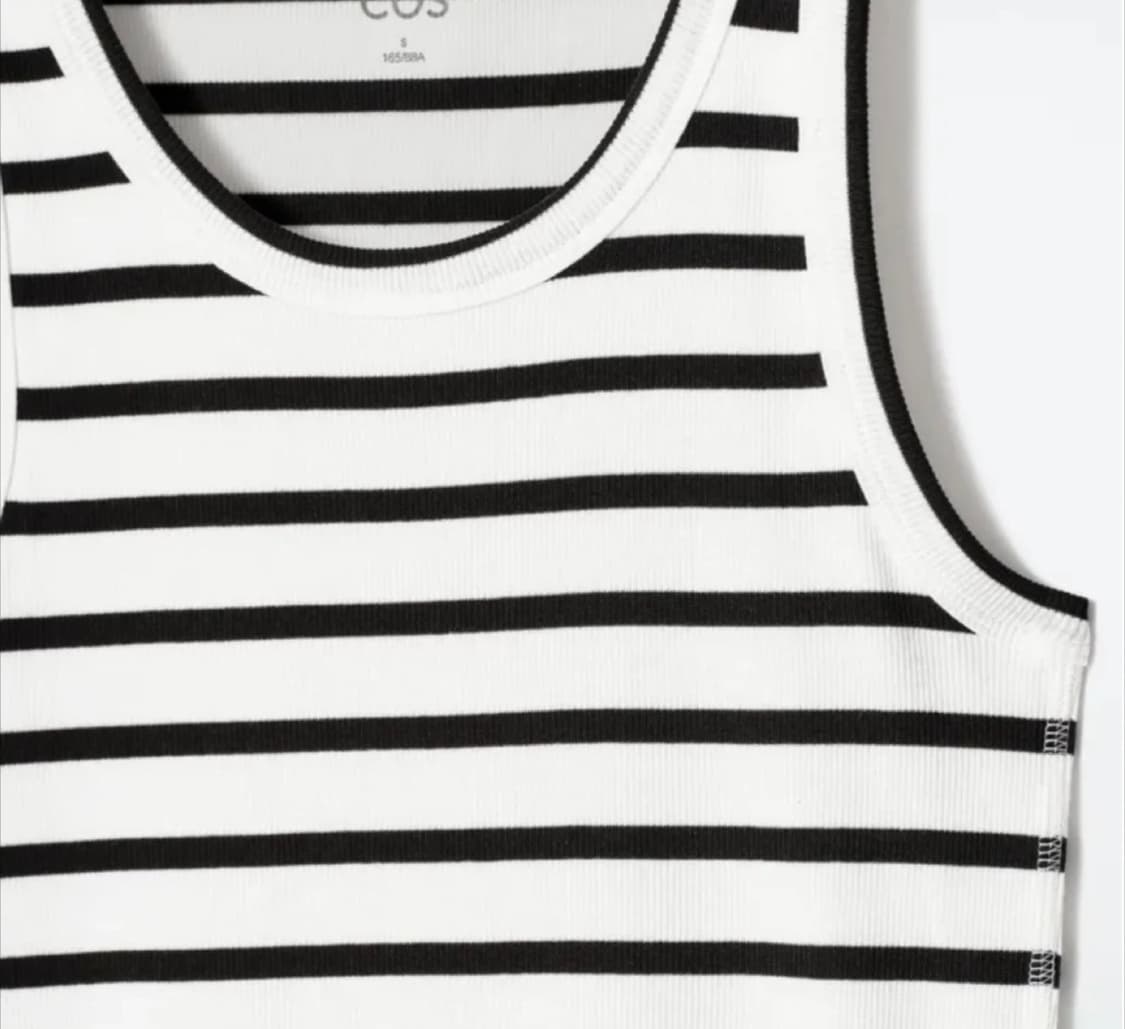 새상품컨디션/코스 탱그탑 스프라이트 나시티 상품이미지2