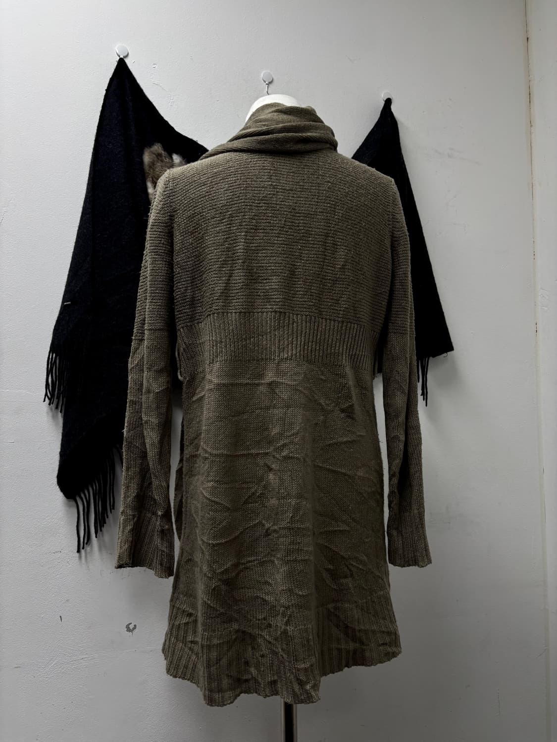 “Vintage” Draped Cardigan 상품이미지3