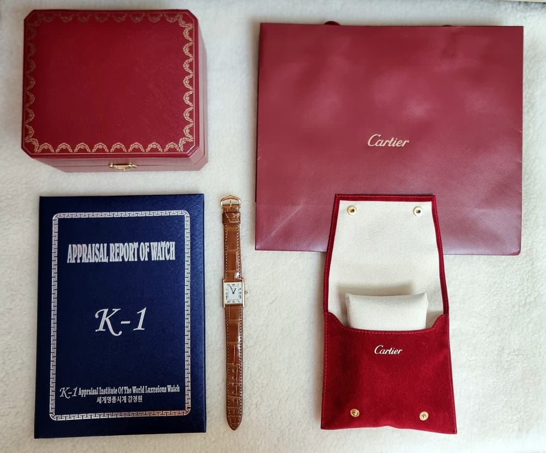 까르띠에 루이탱크 18K 골드 금통 L 라지 핀버클 시계 (남녀 공용) 상품이미지10