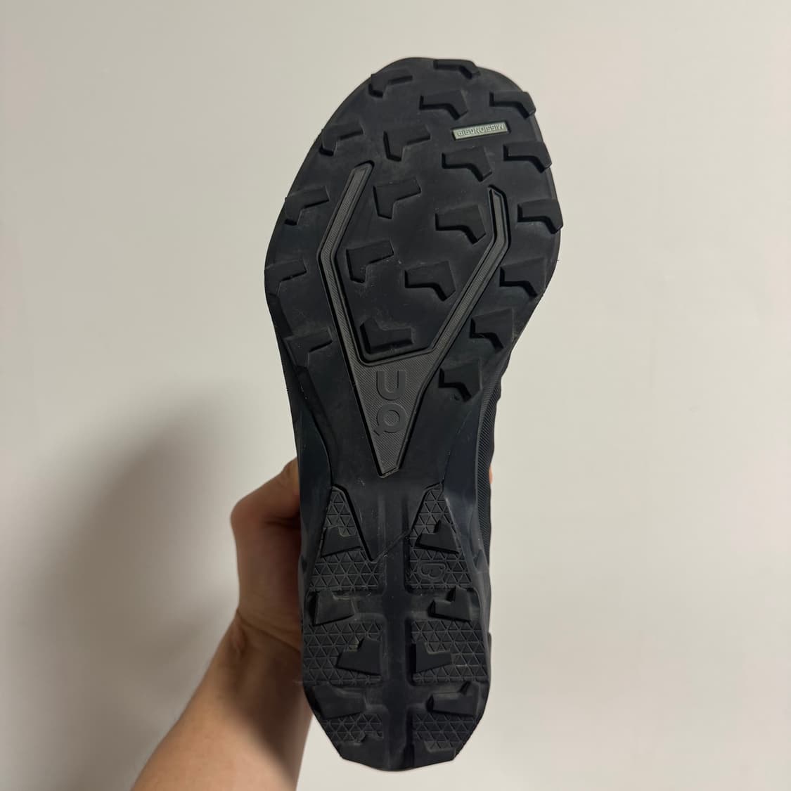 [275] On Running & PAF 클라우드벤쳐 피크 블랙 상품이미지6