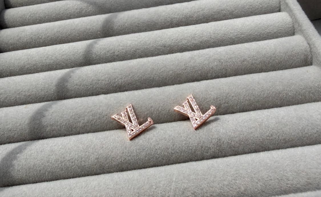 LV 크리스탈 이어링 상품이미지9