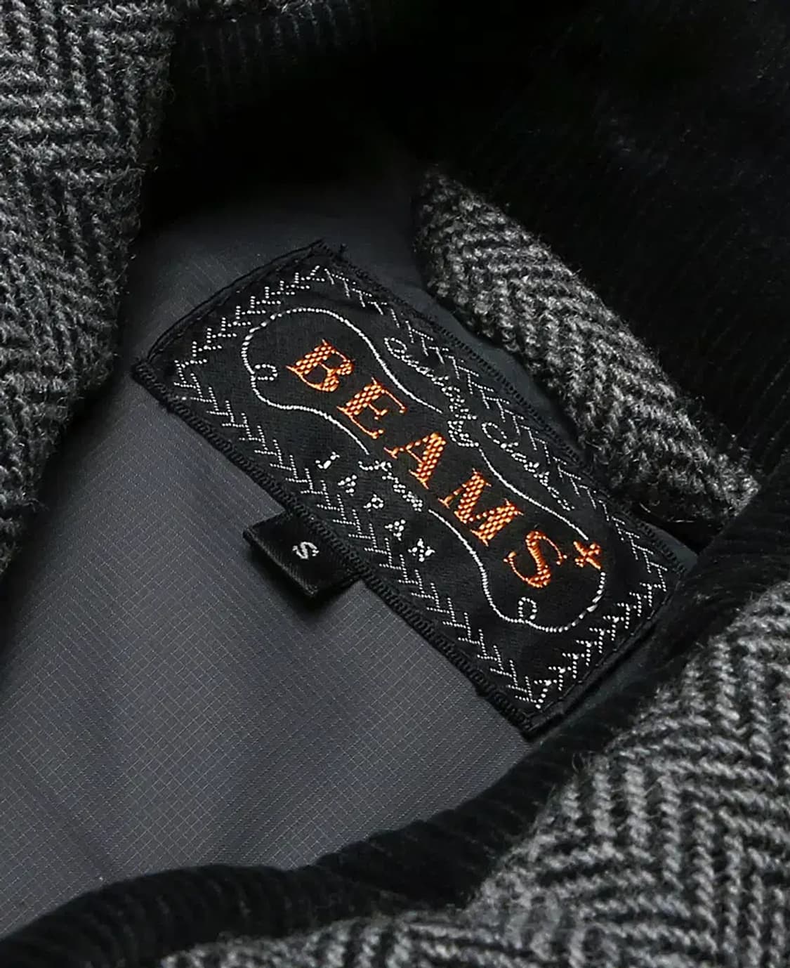 빔즈 플러스 [Beams +] 그레이 헤링본 울 다운 패딩 베스트 조끼 상품이미지4