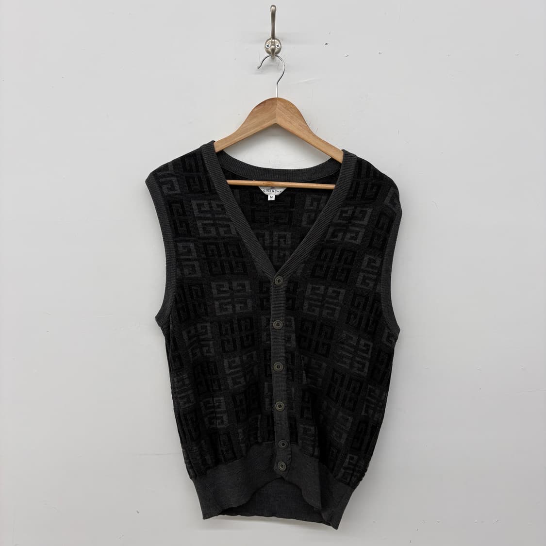 지방시 패턴 니트 베스트 블랙 남성 M 상품이미지1