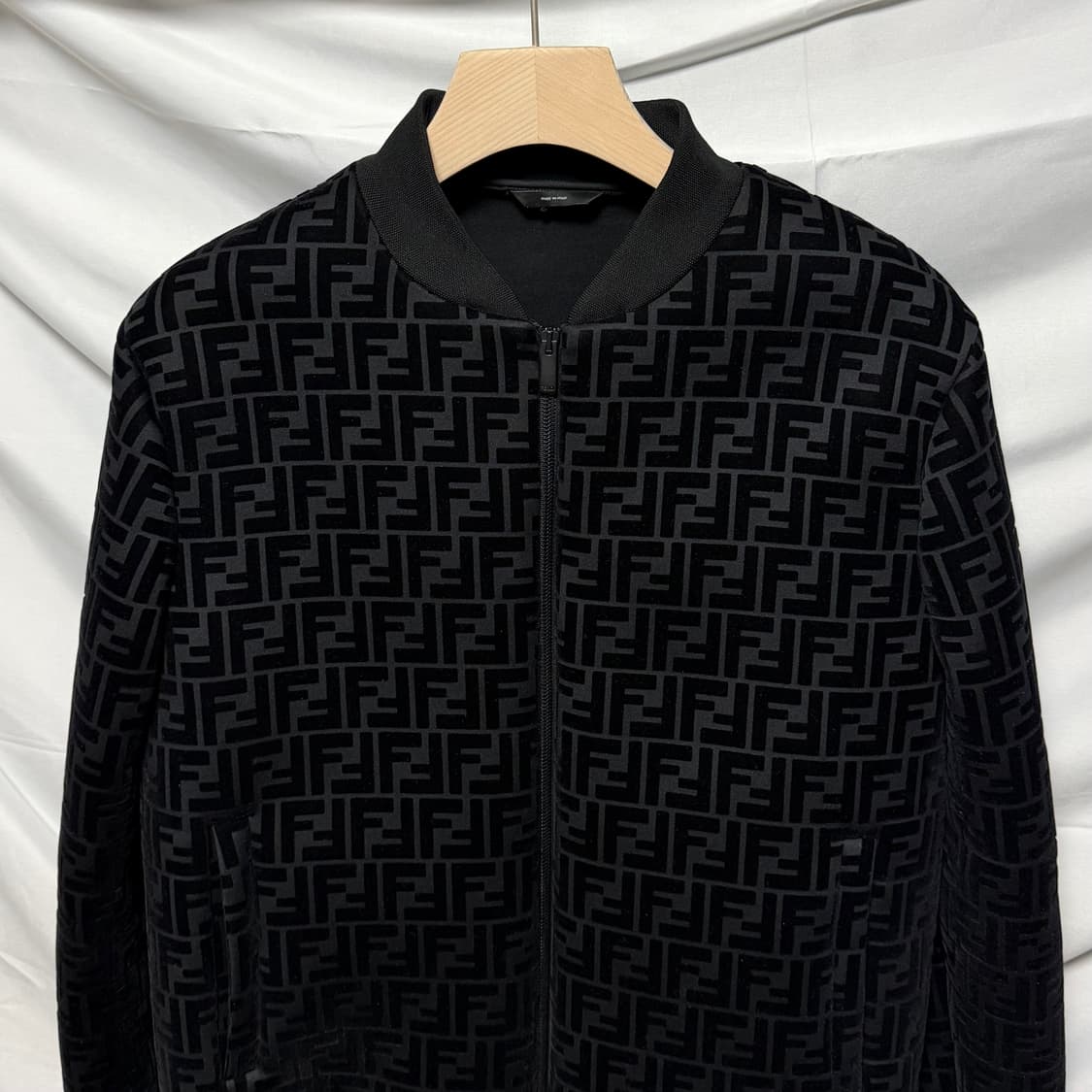 [S+급/48] 펜디 FF로고 벨벳 봄버 자켓 블루종 집업 상품이미지2