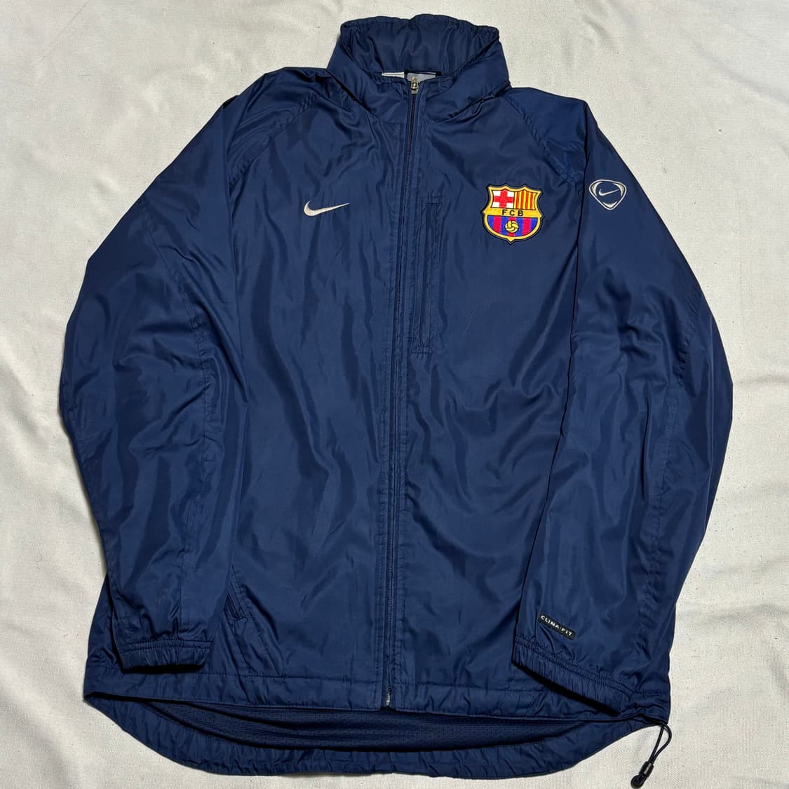 L 나이키 바르셀로나 내장후드 네이비 바람막이 상품이미지2