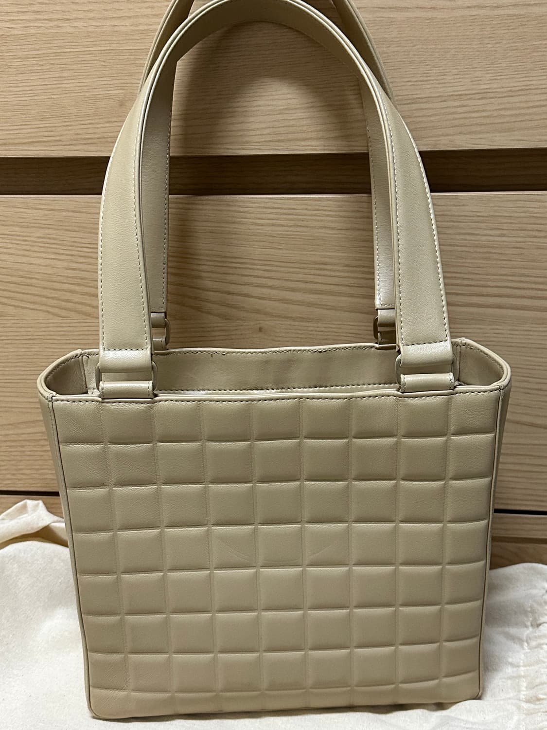 빈티지 샤넬 초코바백 베이지 색상 팝니다(파리에서 직접구매) 상품이미지5