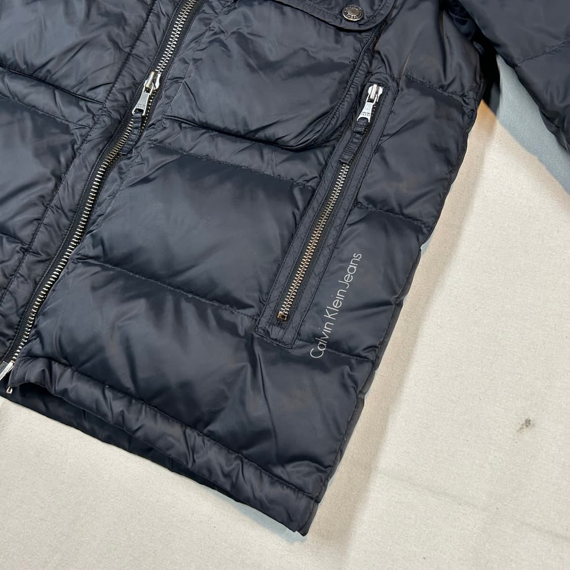M) 캘빈클라인 진 테크니컬 멀티포켓 경량 패딩 점퍼 상품이미지3