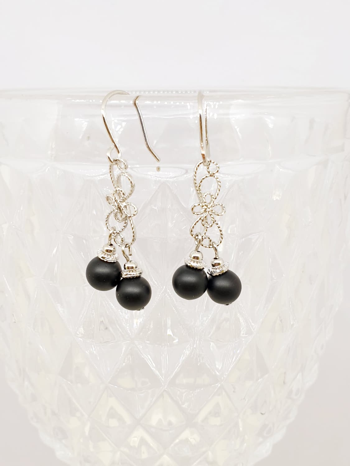 트윈 오닉스 레이스 장식 귀걸이 상품이미지1