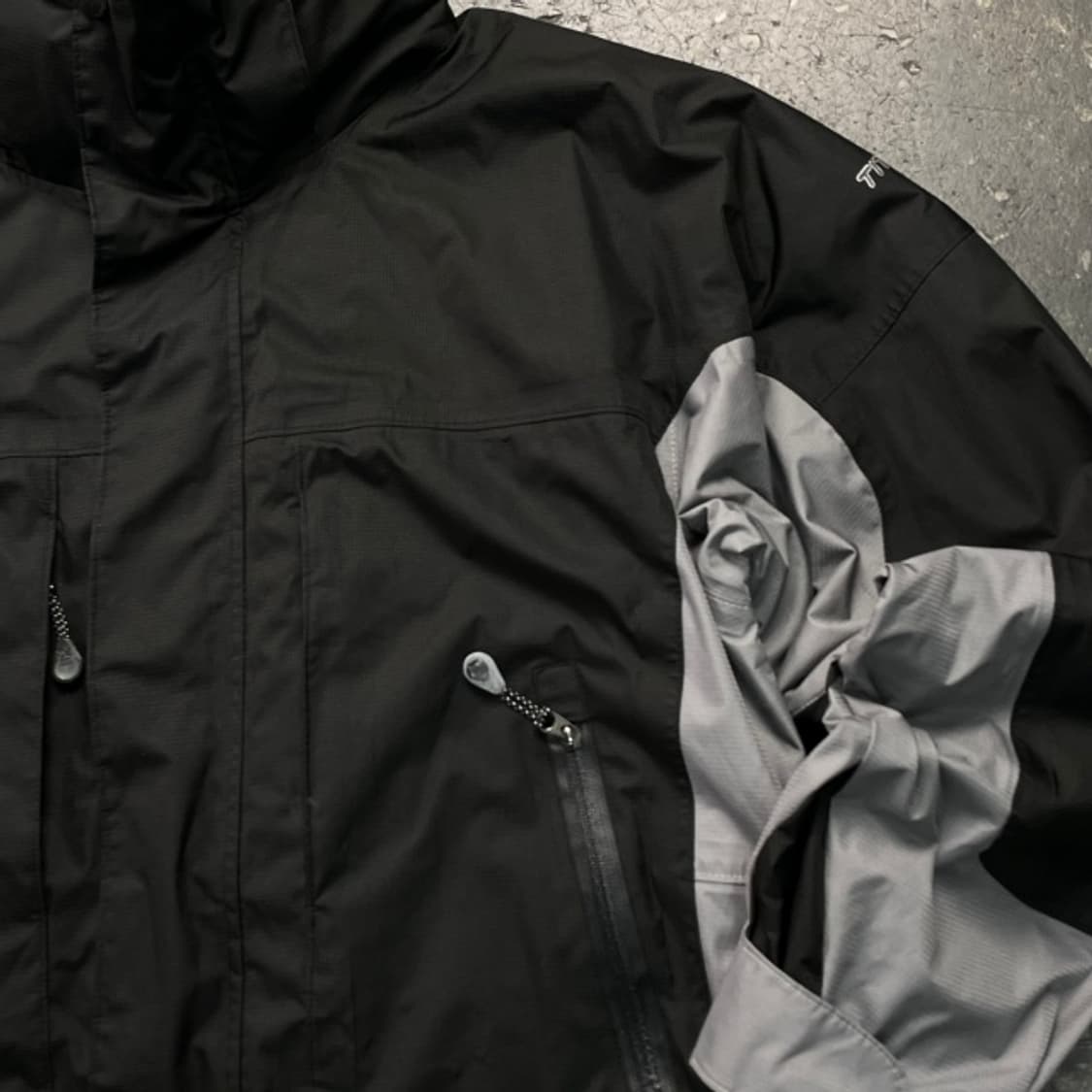 100 컬럼비아 티타늄 옴니테크 바람막이 상품이미지2