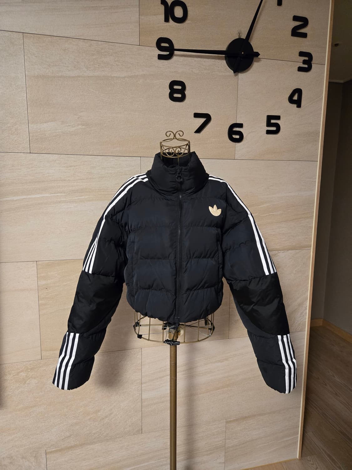 [m] 아디다스 여성 크롭 푸퍼 패딩 상품이미지2