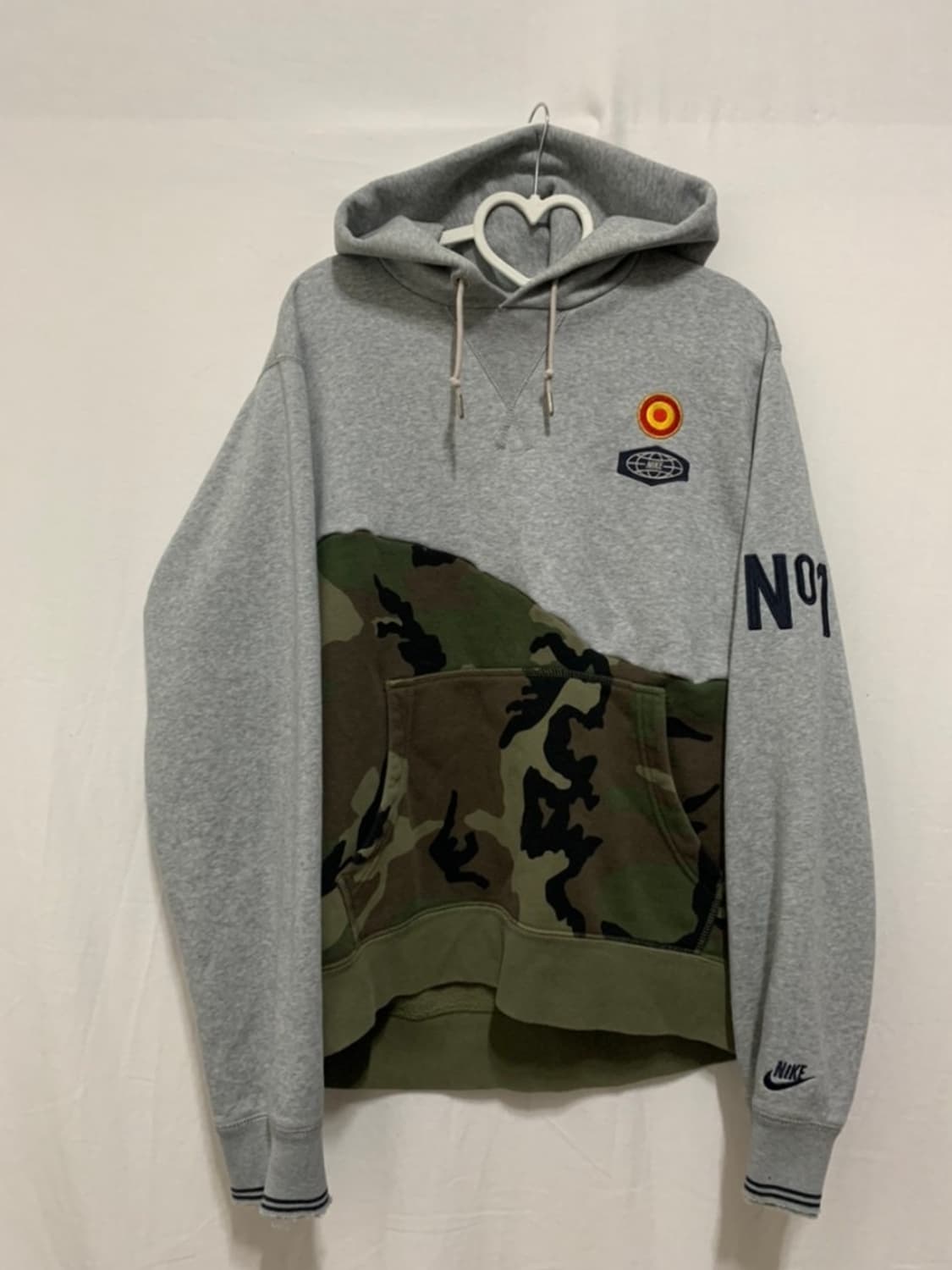 나이키 리메이크 후드티 상품이미지1