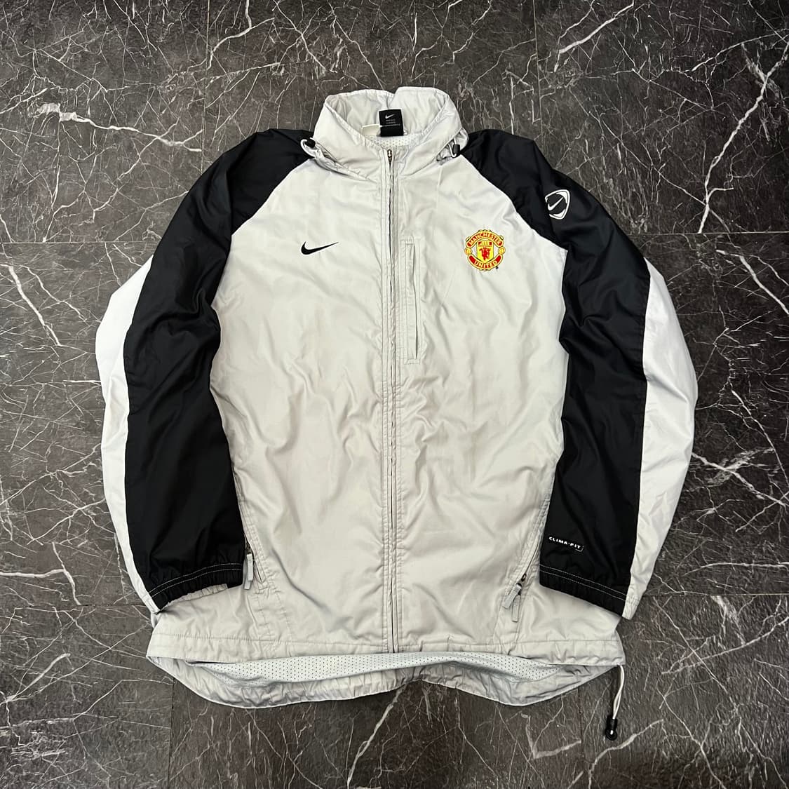 나이키 스우시 맨체스터 유나이티드 02-04 바람막이 자켓 상품이미지1