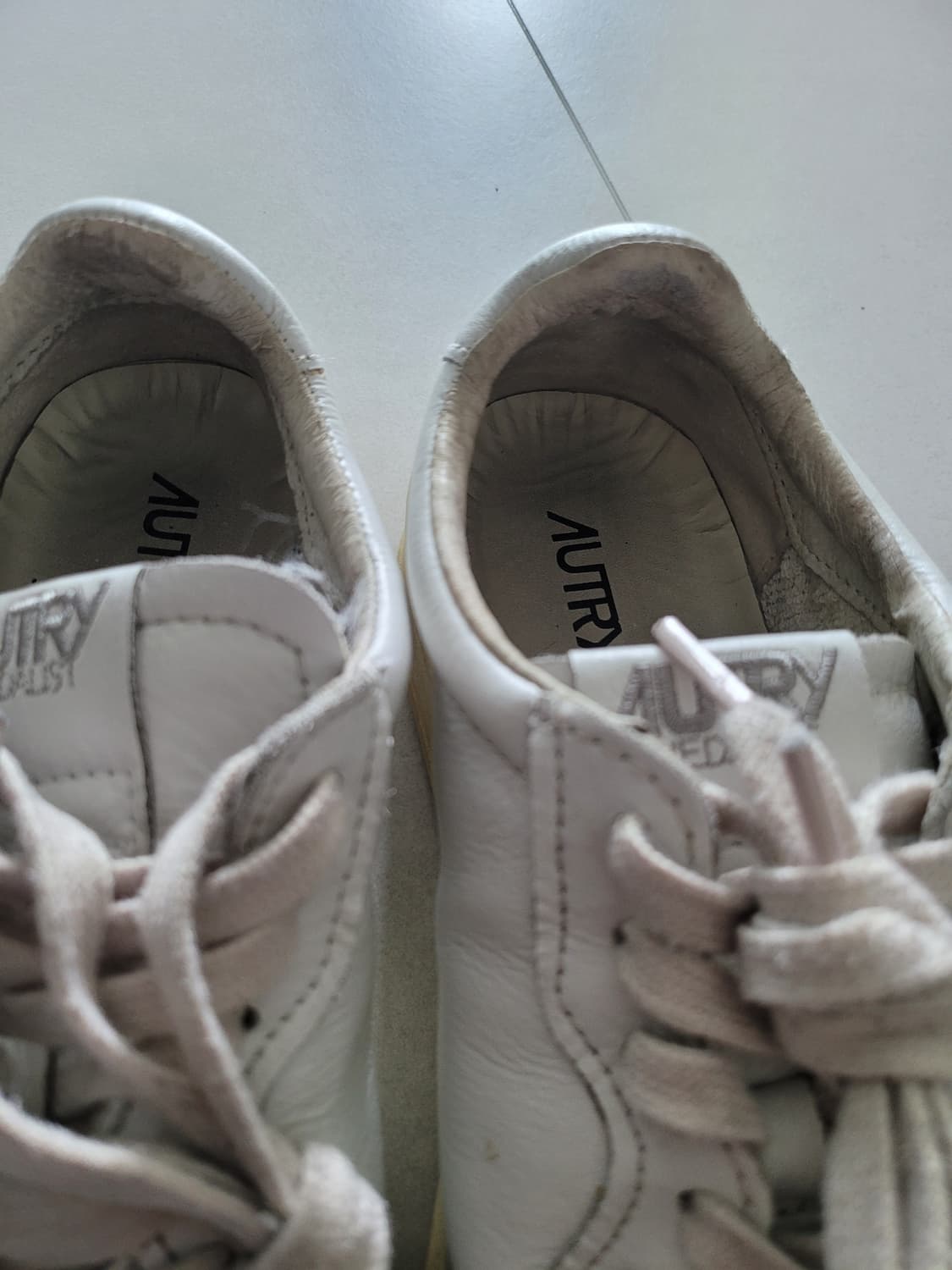 [판매] 시간이 흐를수록 멋진, 오트리 메달리스트 화이트 (43 사이즈) 상품이미지9