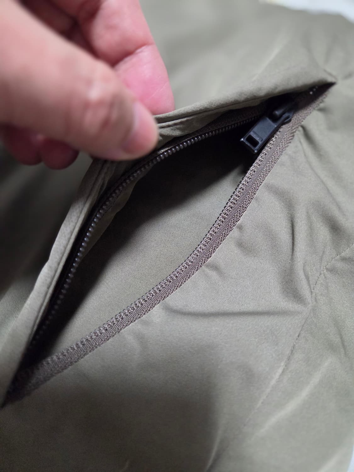 띠어리 알론 다운 패딩 상품이미지5