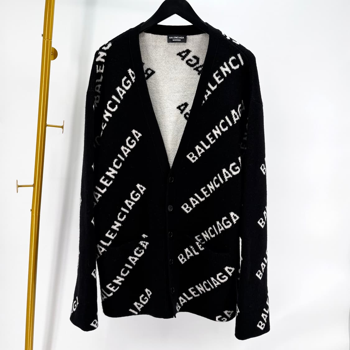 [XL사이즈] 발렌시아가 멀티로고 니트 가디건 블랙 상품이미지2
