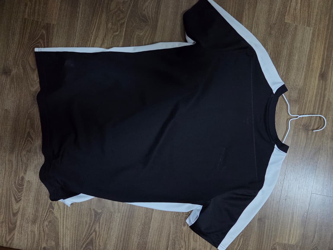 나이키 드라이핏 반팔 티셔츠 상품이미지2