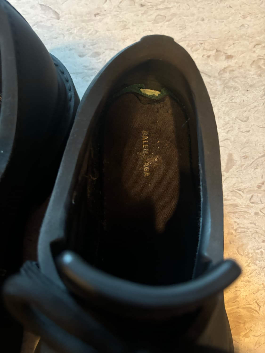 발렌시아가 스테로이드 더비 42 상품이미지2