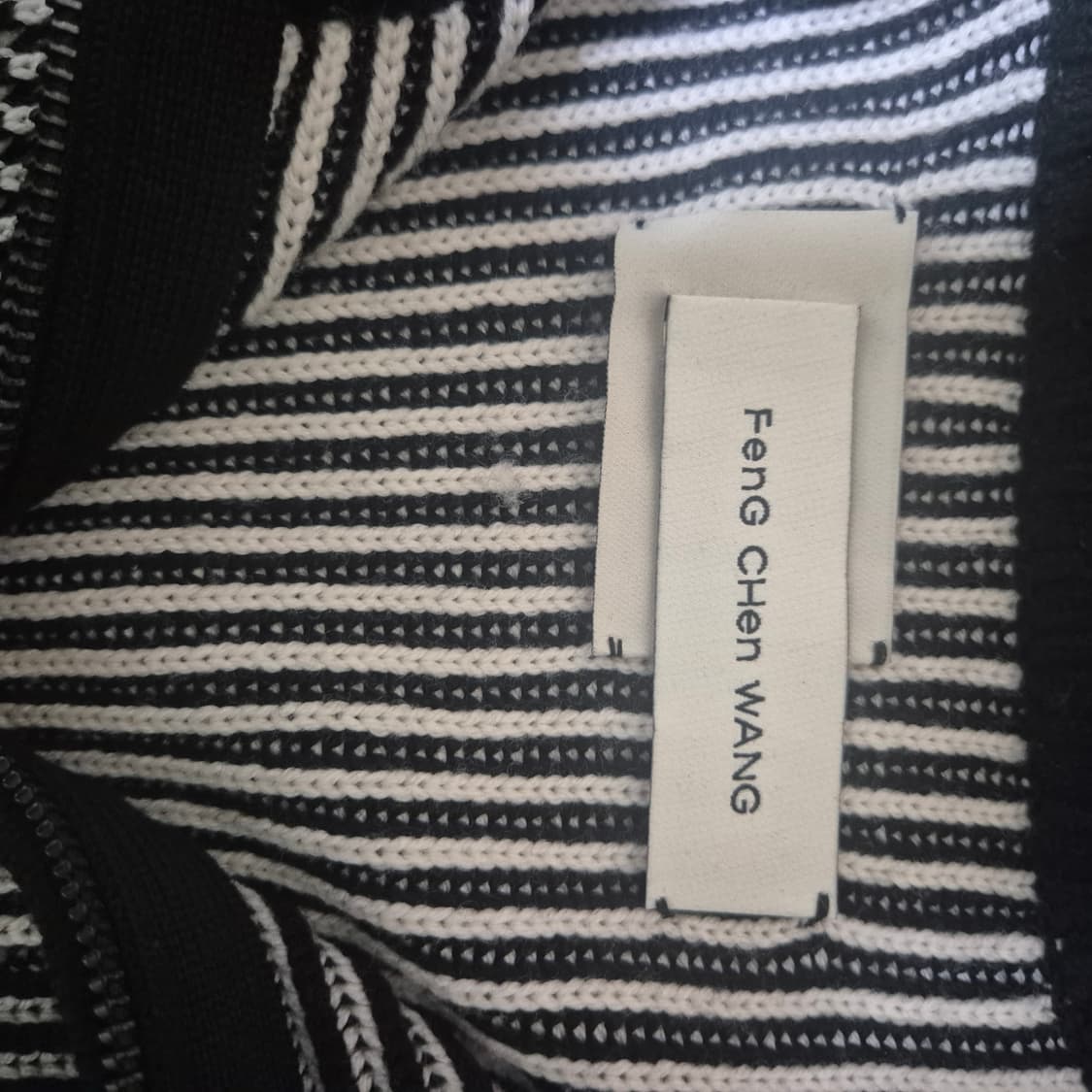 펑첸왕 자카드 크롭 니트재킷 상품이미지4