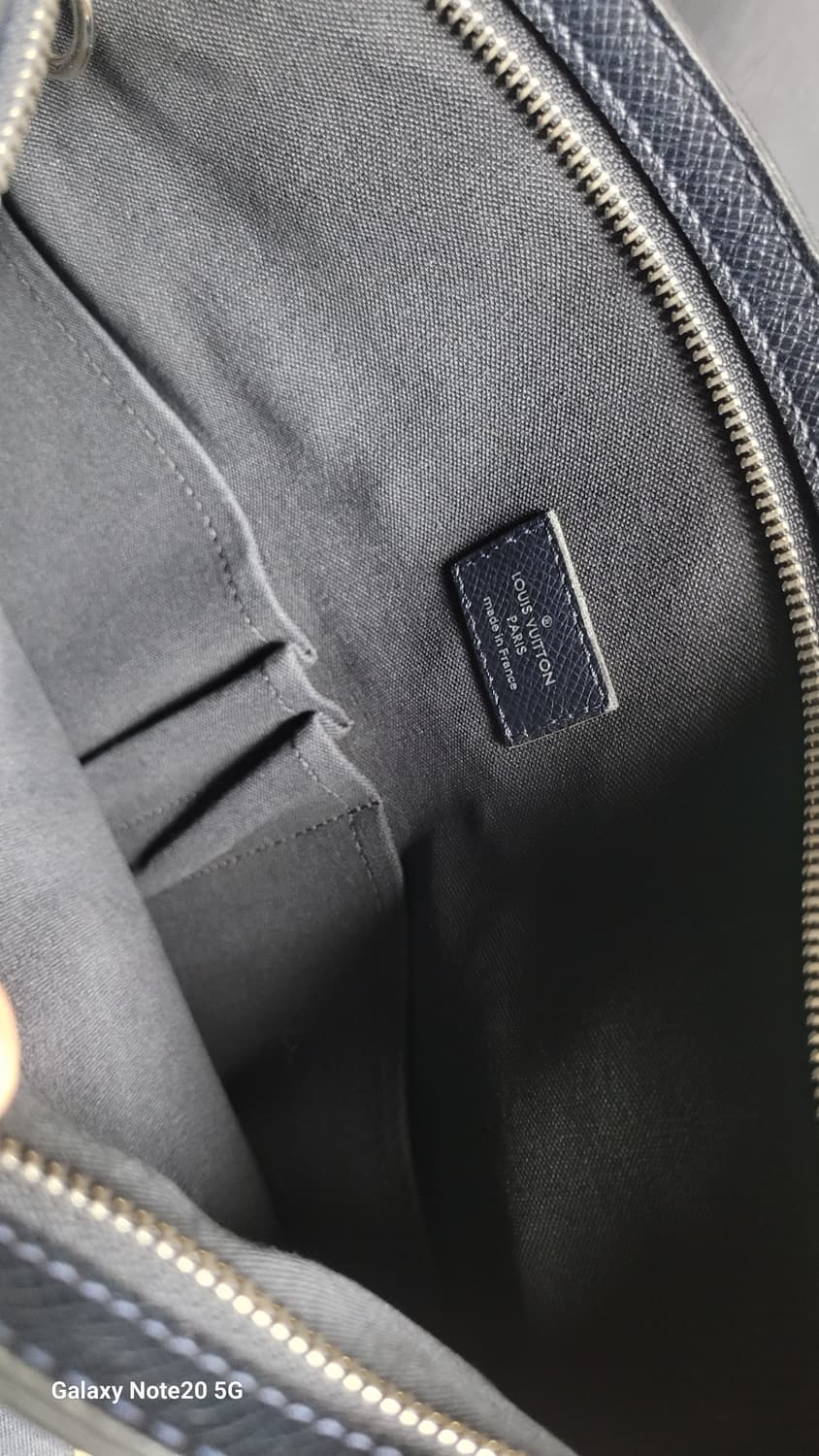 루이비통 타이거 샤샤  크로스백 상품이미지8