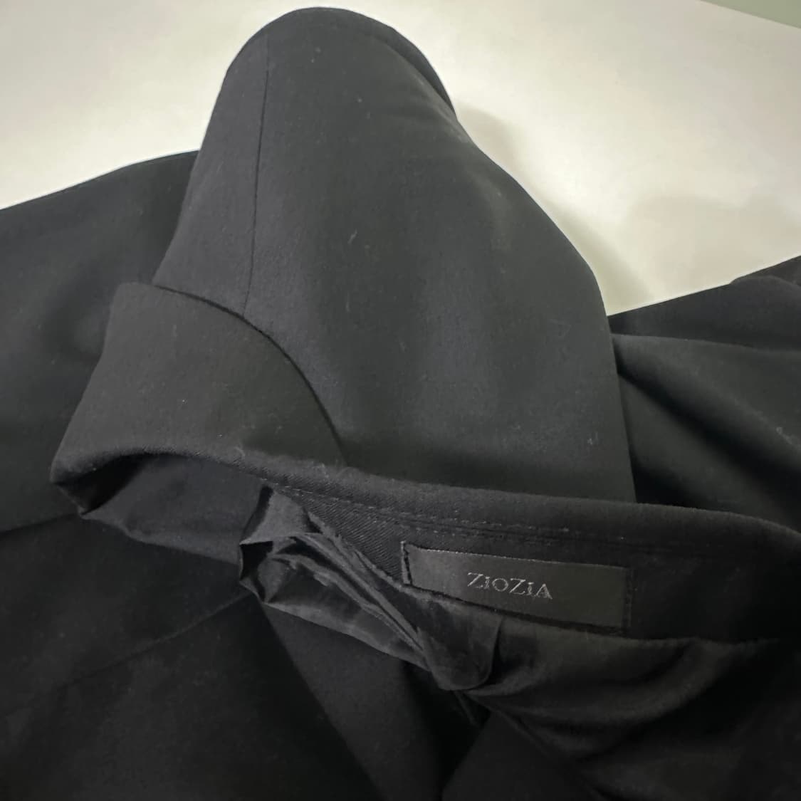 L 105 지오지아 기본핏 블랙 울 싱글 블레이져 상품이미지4