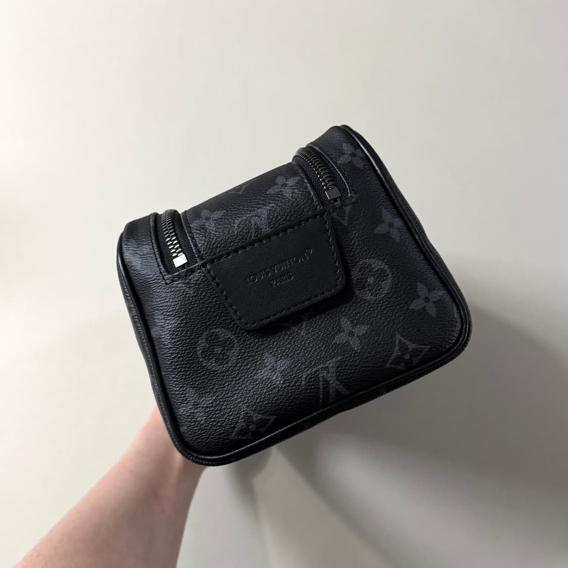 [백화점판/당일출고]루이비통 이클립스 돕키트 클러치 상품이미지5