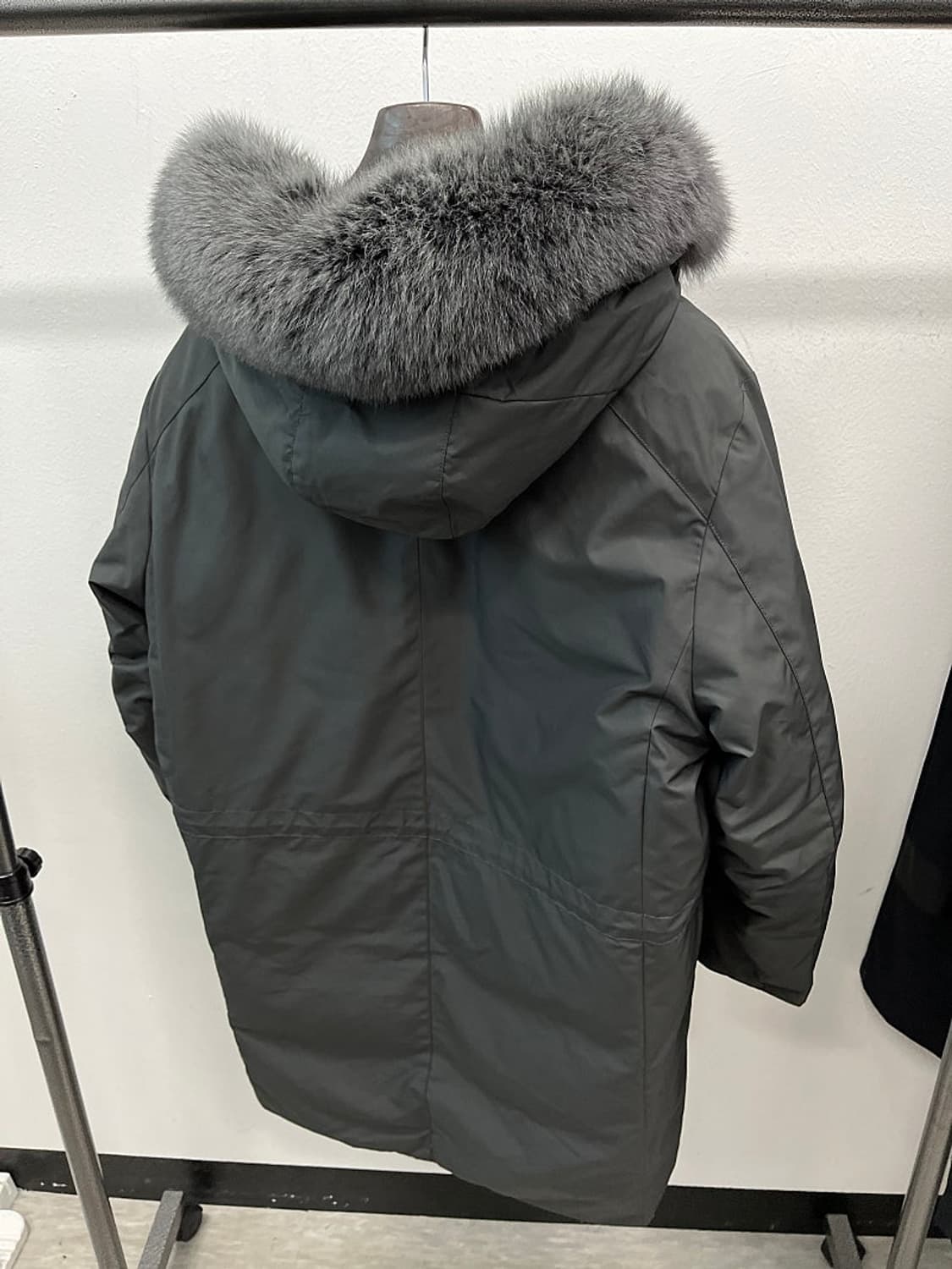 105) 로가디스 폭스퍼 구스패딩  상품이미지5