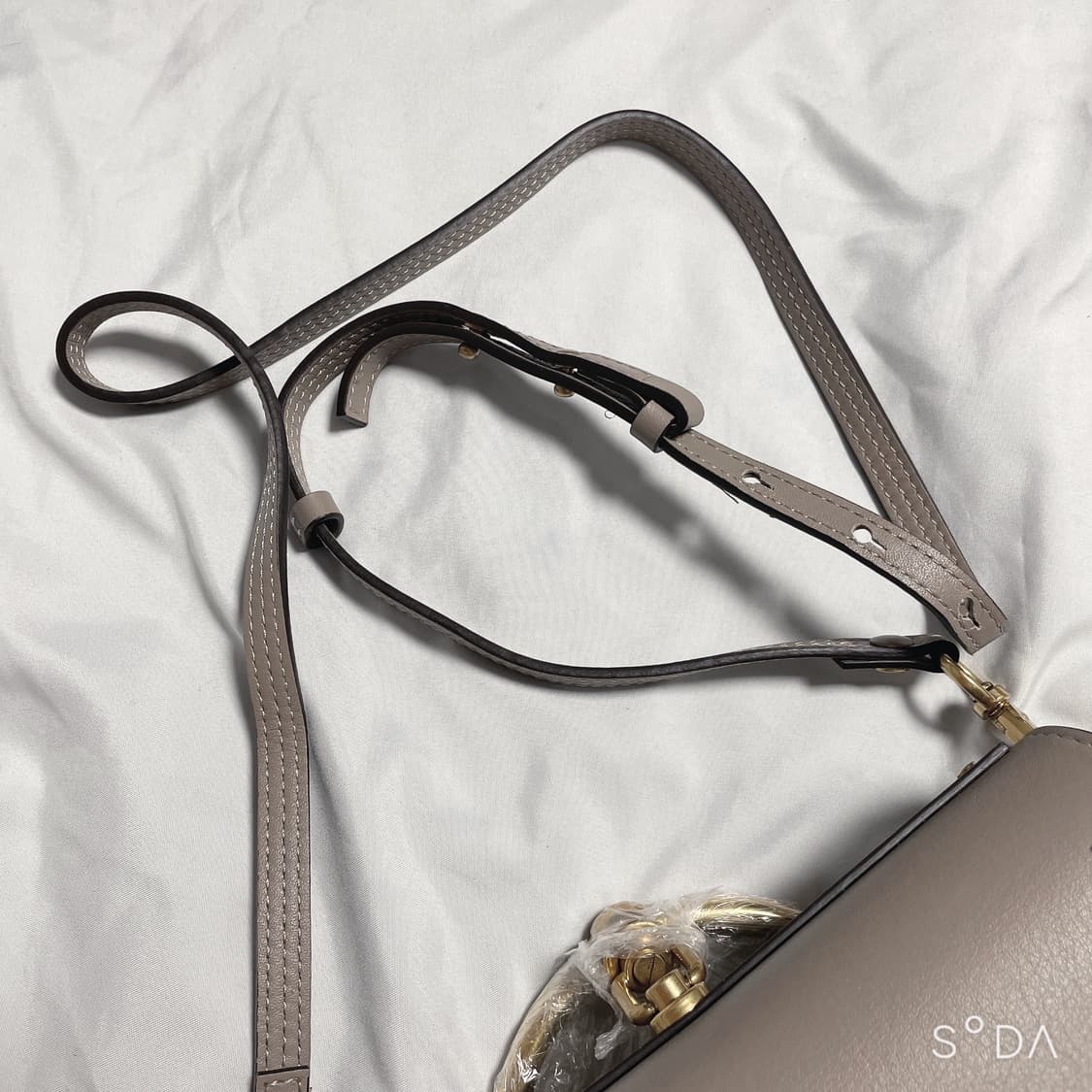 끌로에 나일백 연브라운 상품이미지9