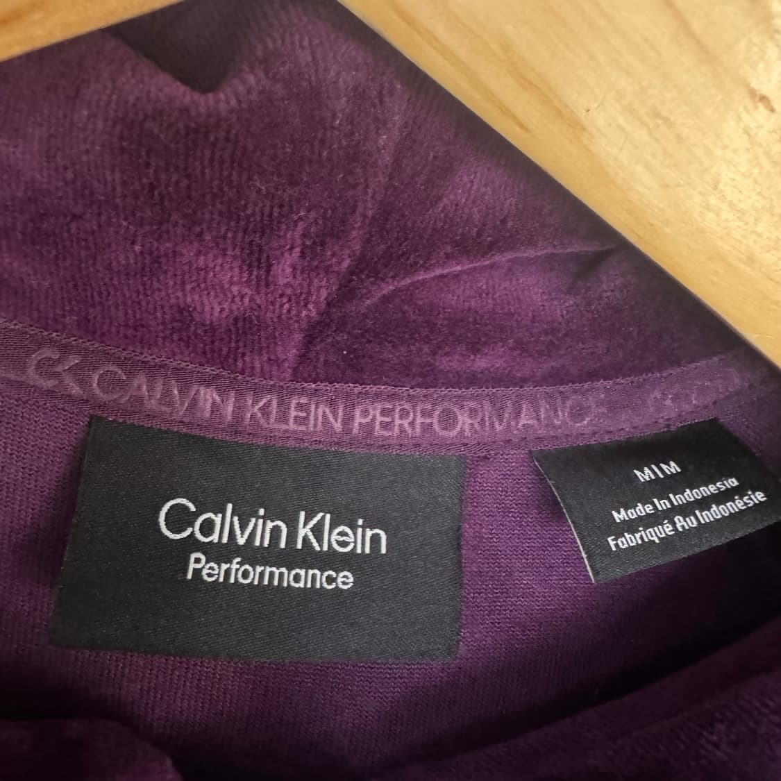 켈빈클라인 로고 벨벳 후드집업 상품이미지3