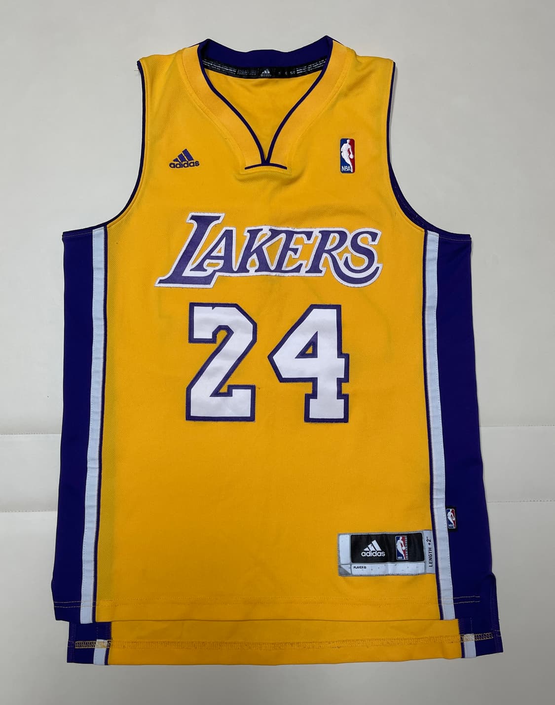 아디다스 x nba 레이커스 슬리브리스 상품이미지1