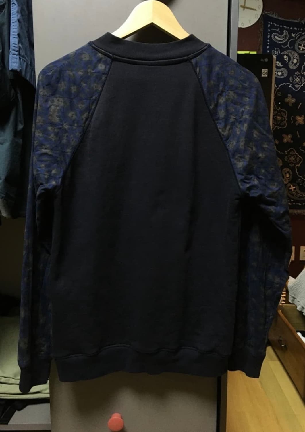 드리스반노튼 집업 상품이미지2