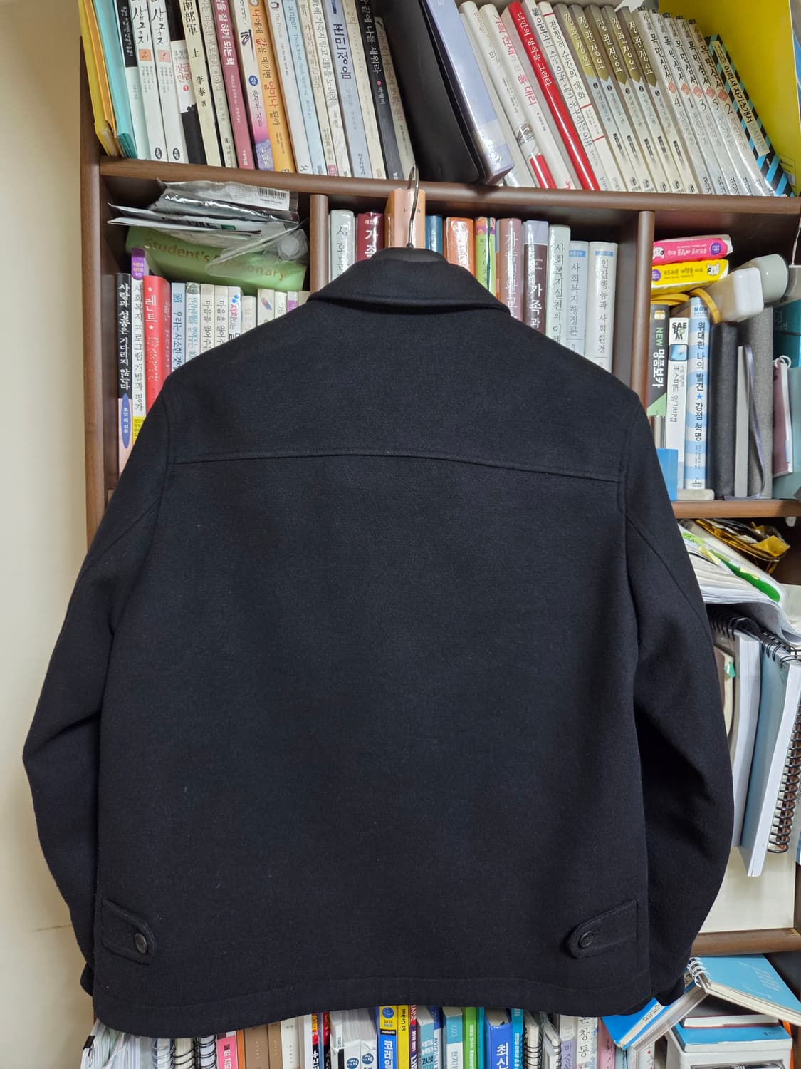 유니클로 싱글 카라 쇼트 블루종 
블랙 색상 L 상품이미지3