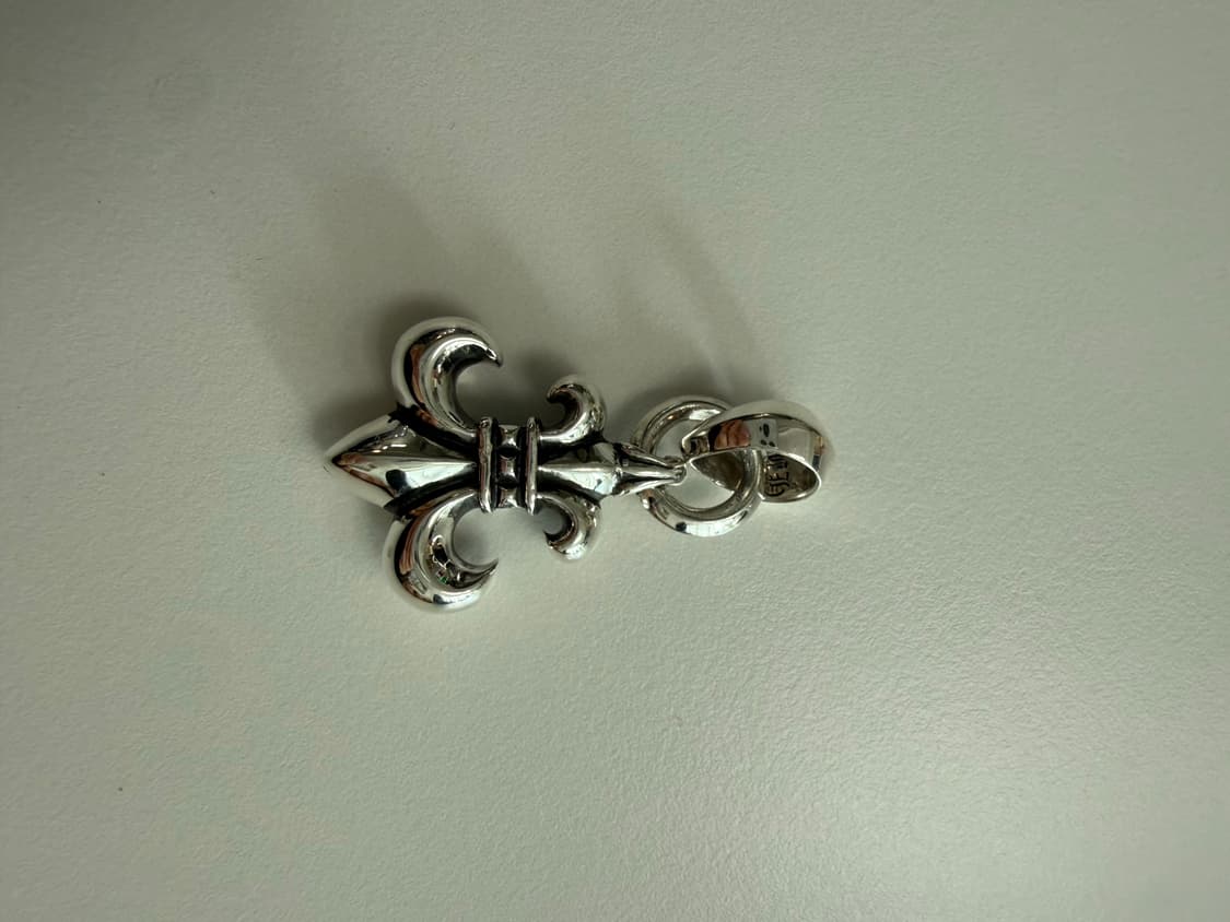 새상품 크롬하츠 플레어 bs 펜던트 상품이미지1