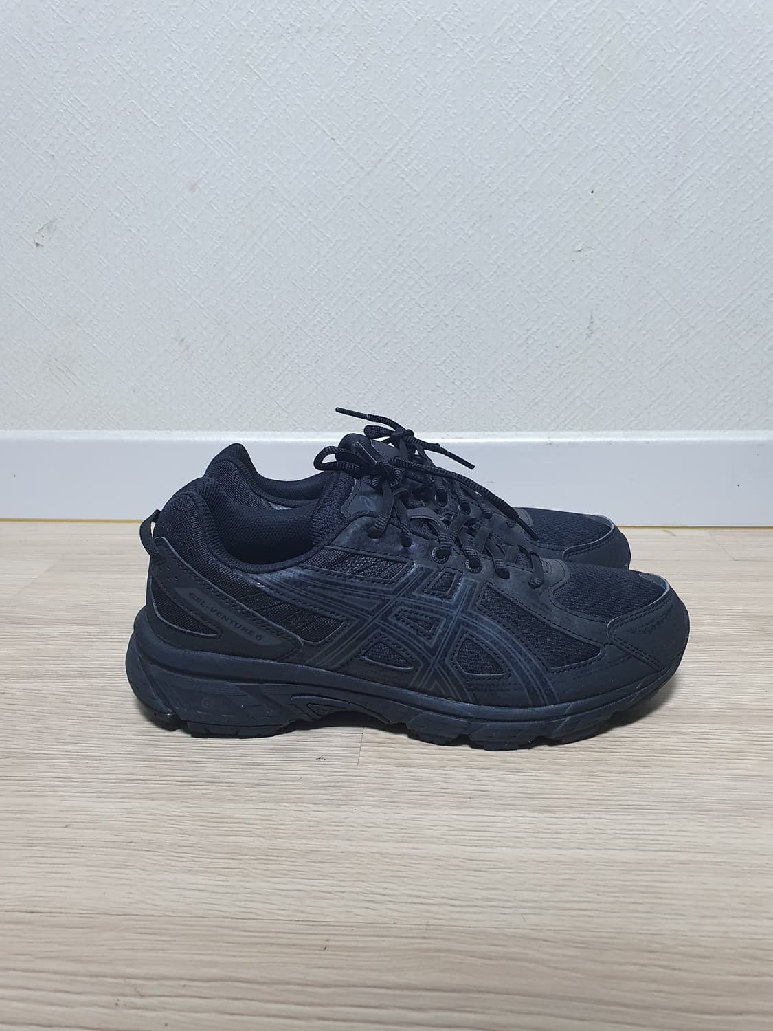 아식스 젤 벤쳐 6 운동화 270 상품이미지1