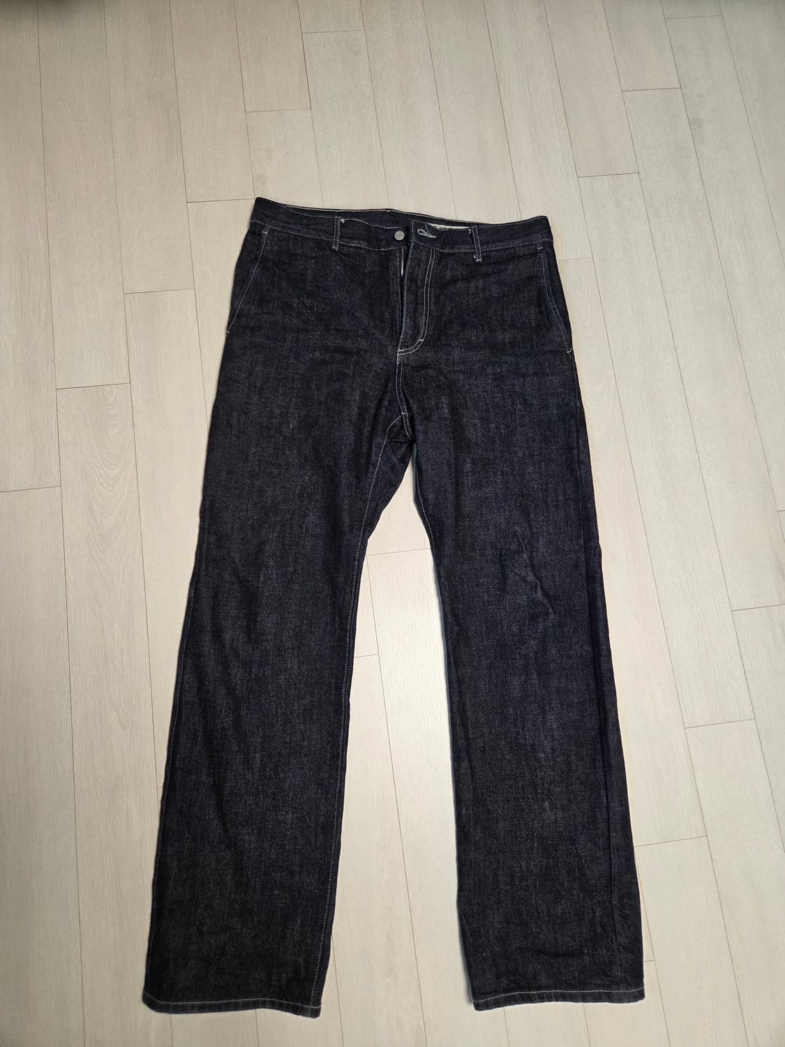 포터리 셀비지 데님 2사이즈 팝니다. 상품이미지1