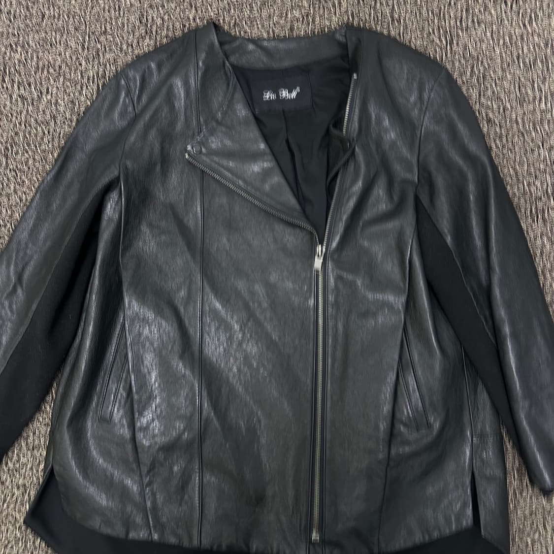 Lio Bell 리오벨 여성 양가죽 라이더 자켓 블랙 55사이즈 상품이미지2