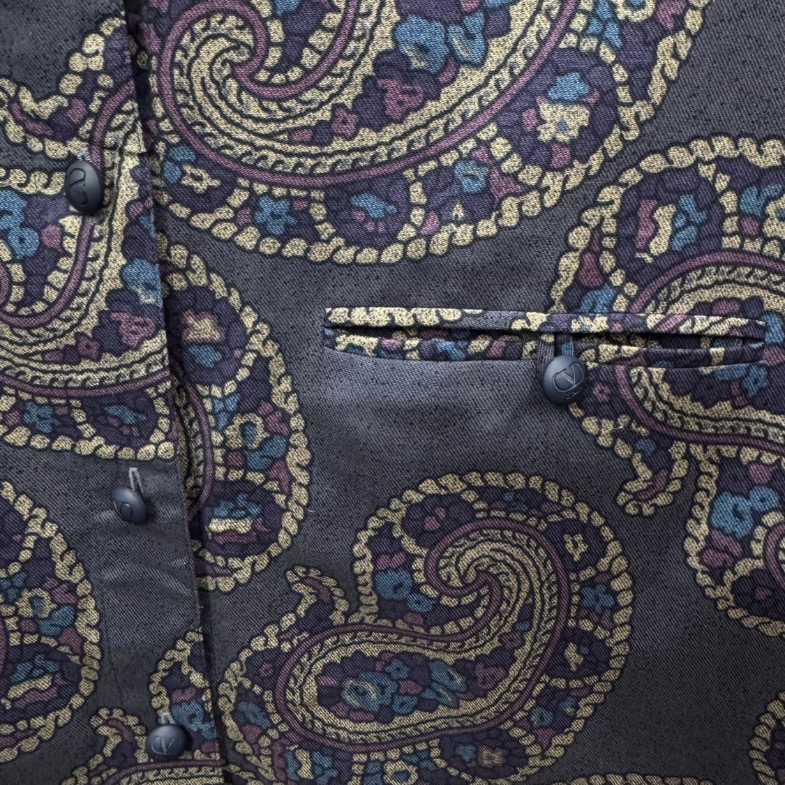 발렌티노 프린트 패턴 셔츠 전면 원포켓 포인트 퍼플 상품이미지5