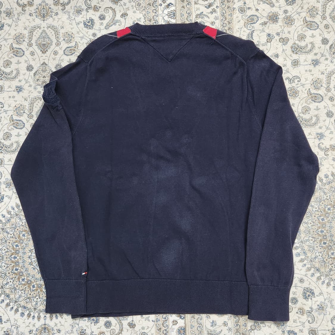 타미힐피거 골프 아가일 V넥 니트 L 상품이미지4