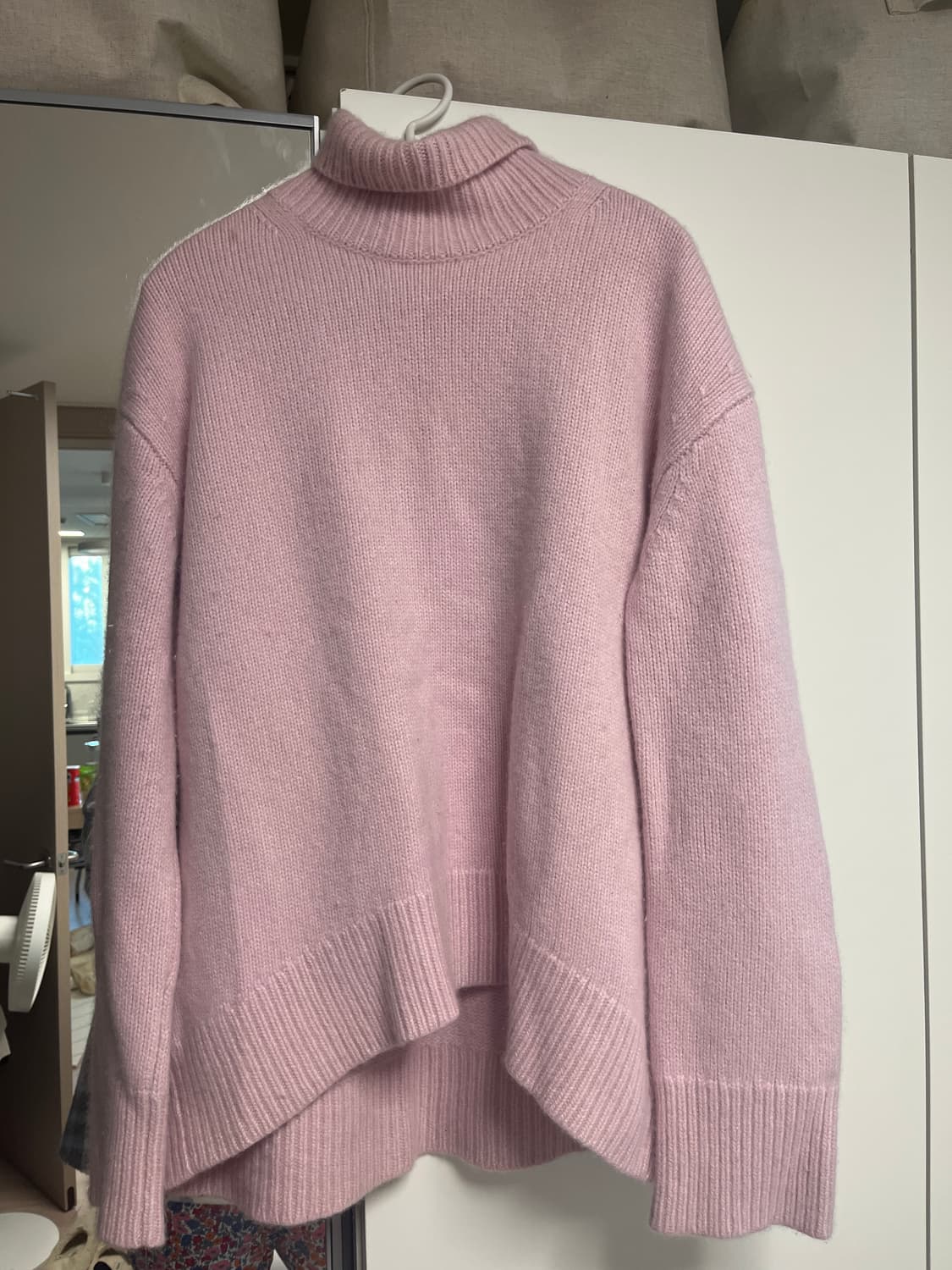 셀린 헤비웨잇 캐시미어  100터틀넥 스웨터 상품이미지1