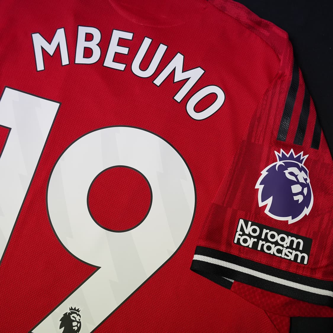 [국내 XL][어센틱] 25/26 맨유 음베모 홈 유니폼 상품이미지5