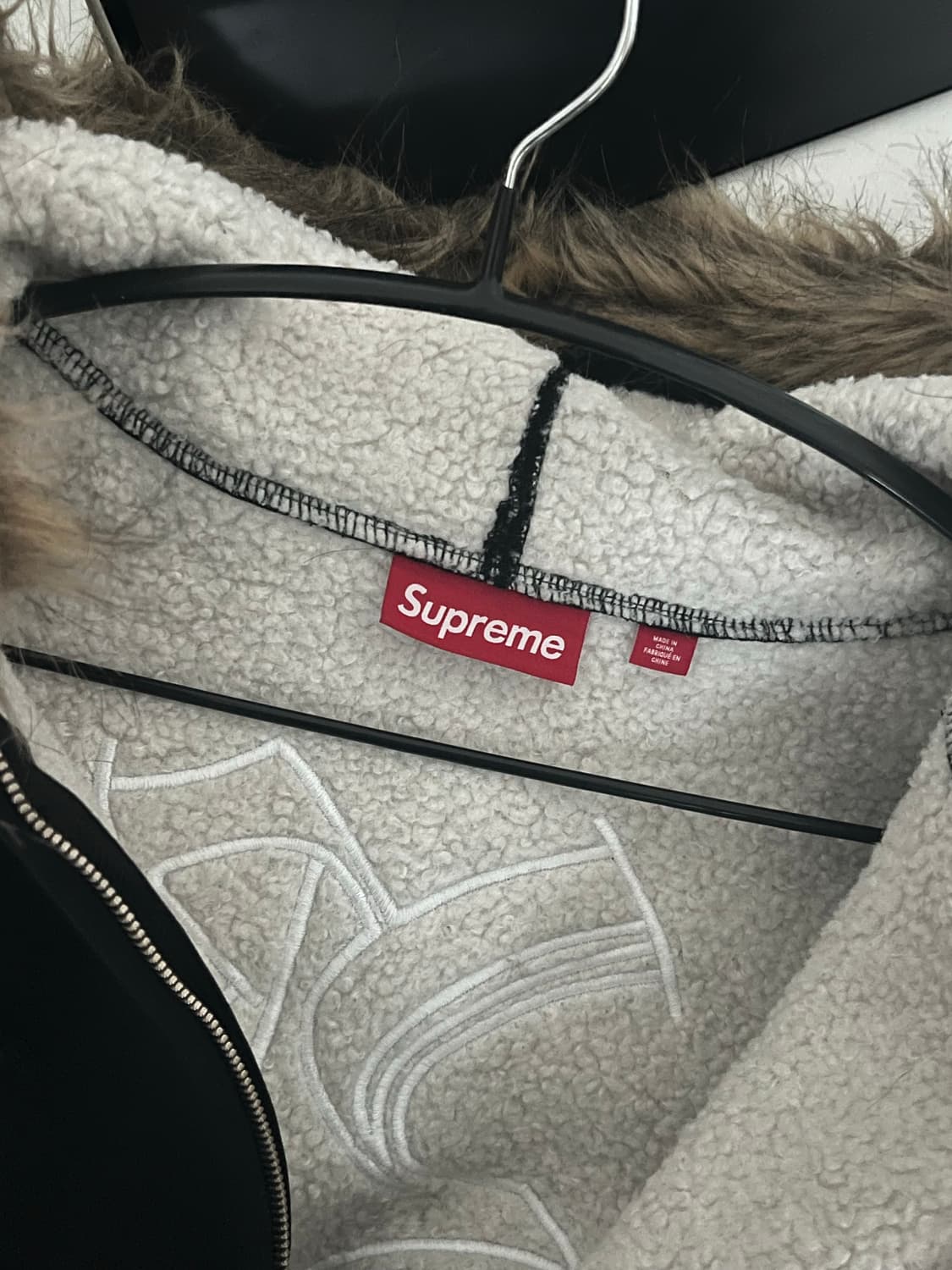 M)슈프림 포우 퍼 집업 후드 스웨트셔츠 블랙 - 25FW 상품이미지6