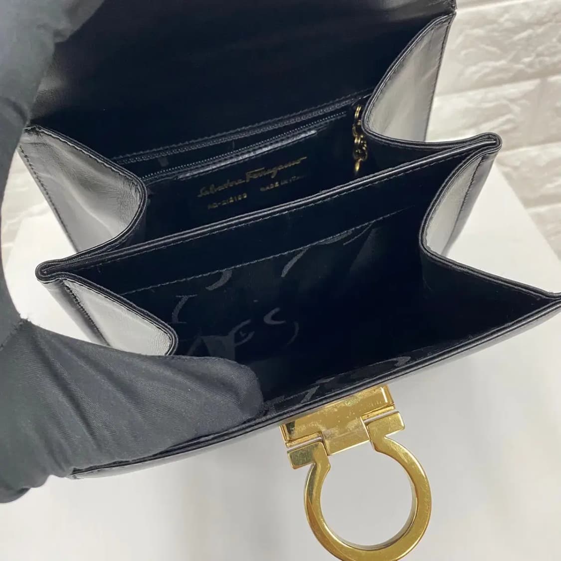 FERRAGAMO / 빈티지 페레가모 블랙 간치니 스몰 켈리백 /투웨이백 상품이미지10