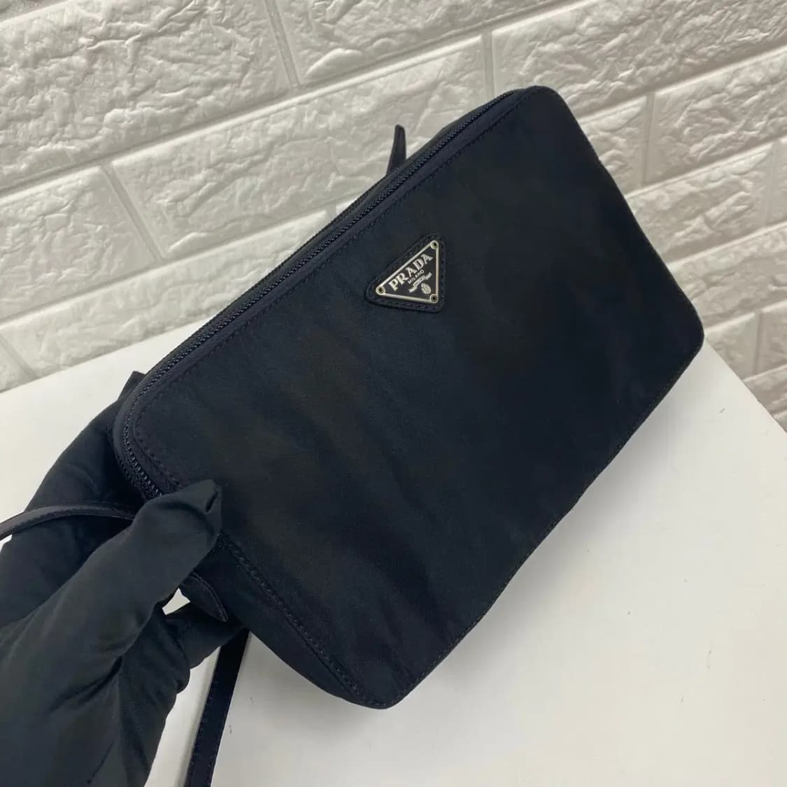 PRADA / 빈티지 프라다 삼각로고 블랙 포코노 나일론 스몰 크로스백 상품이미지3