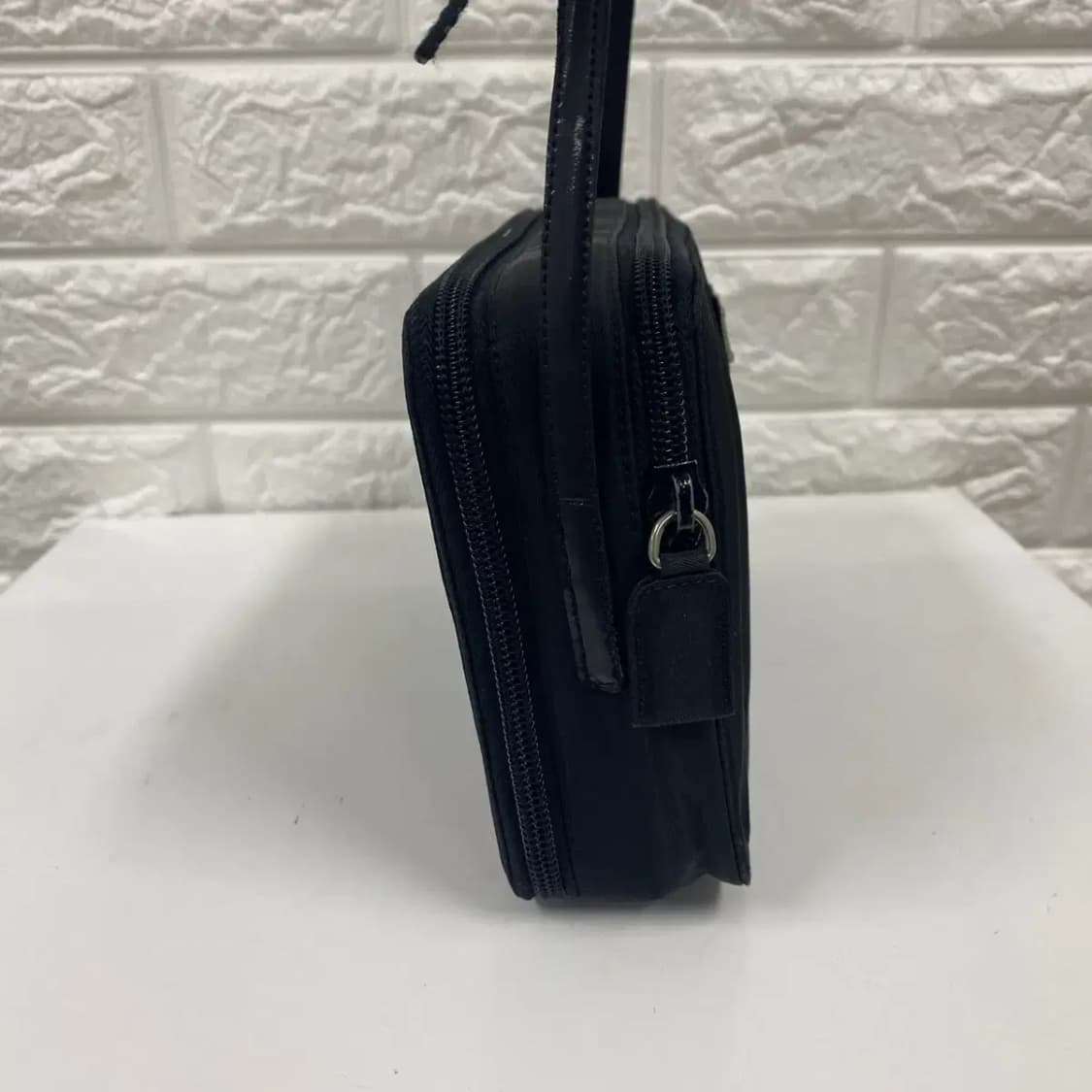 PRADA / 빈티지 프라다 삼각로고 블랙 포코노 나일론 스몰 크로스백 상품이미지6