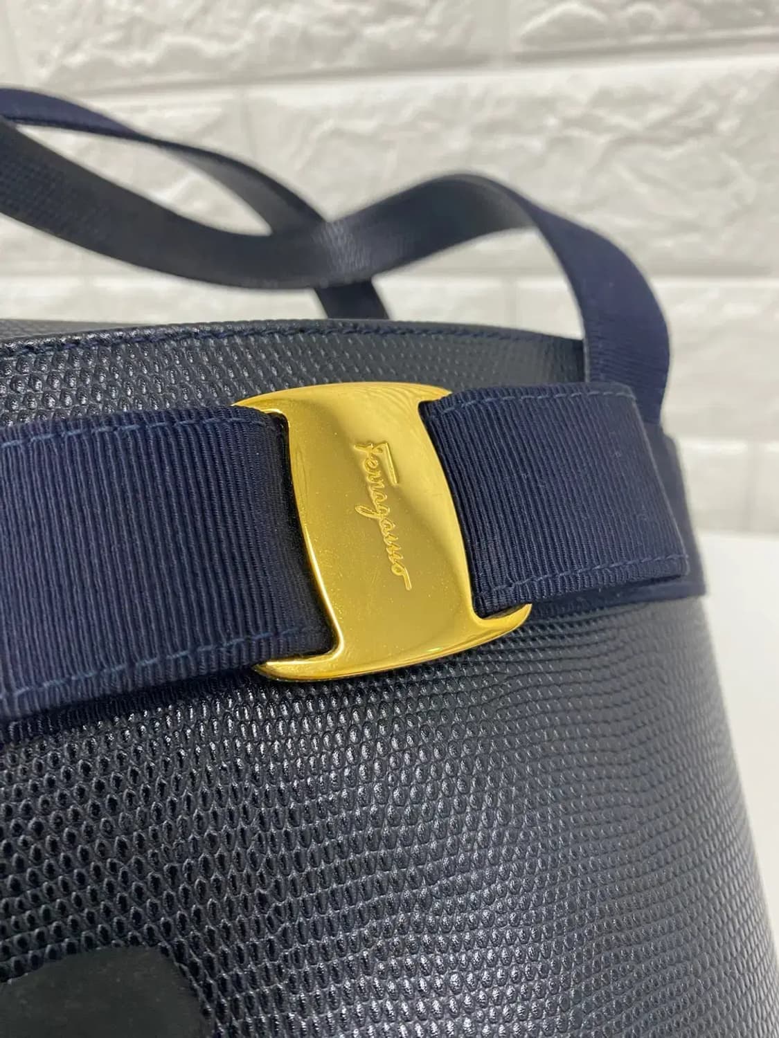 FERRAGAMO /빈티지 페라가모 다크네이비 리자드 버킷백 / 복조리백 상품이미지7