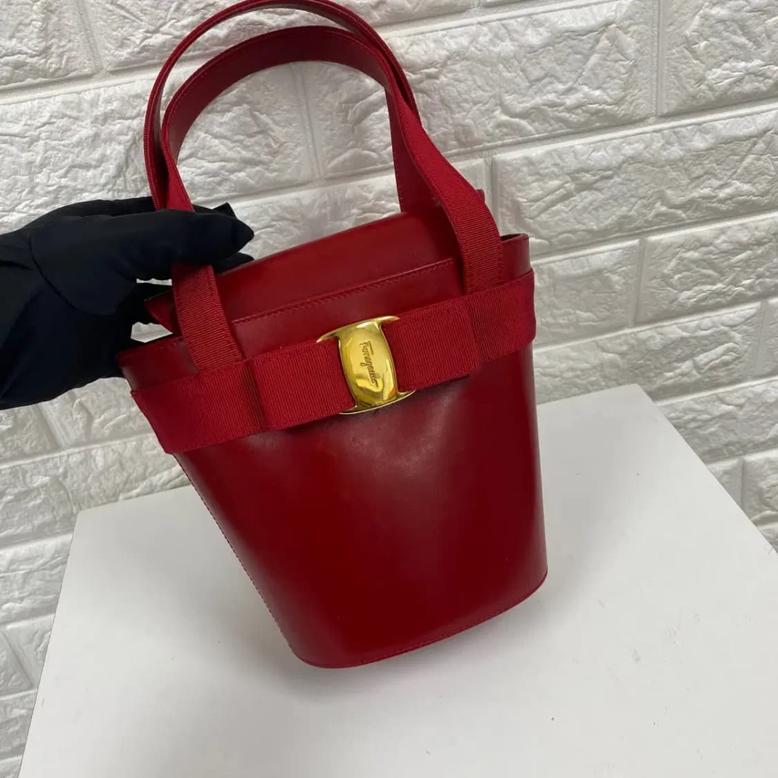 FERRAGAMO / 빈티지 페라가모 레드 원통 바라 버킷백 /복조리백 상품이미지3