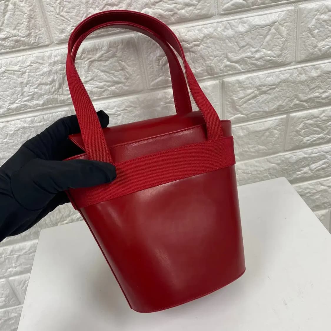 FERRAGAMO / 빈티지 페라가모 레드 원통 바라 버킷백 /복조리백 상품이미지4