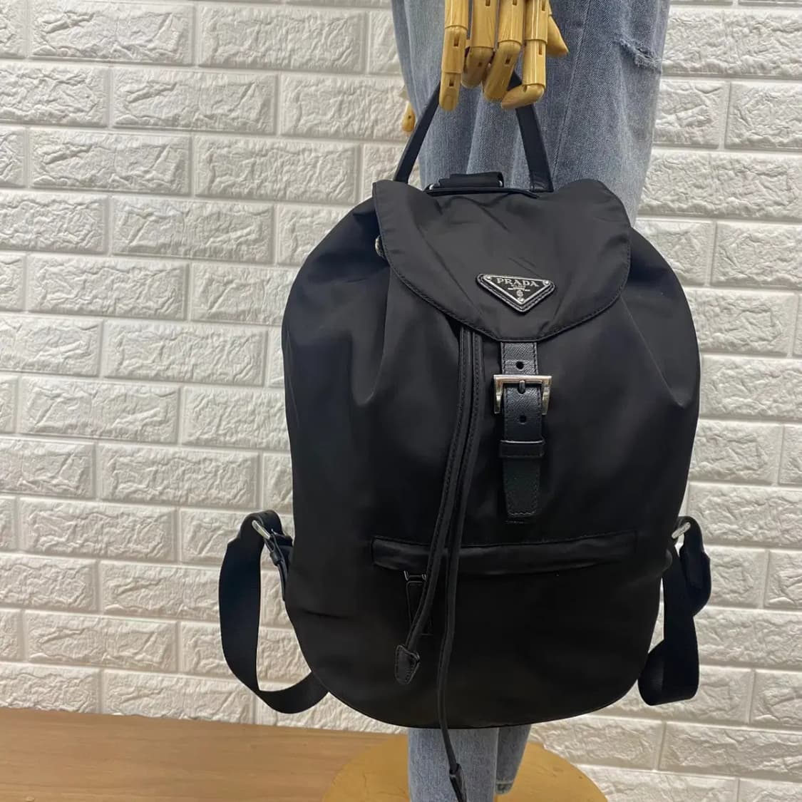 PRADA / 프라다 블랙 포코노 삼각로고 나일론 백팩 상품이미지4