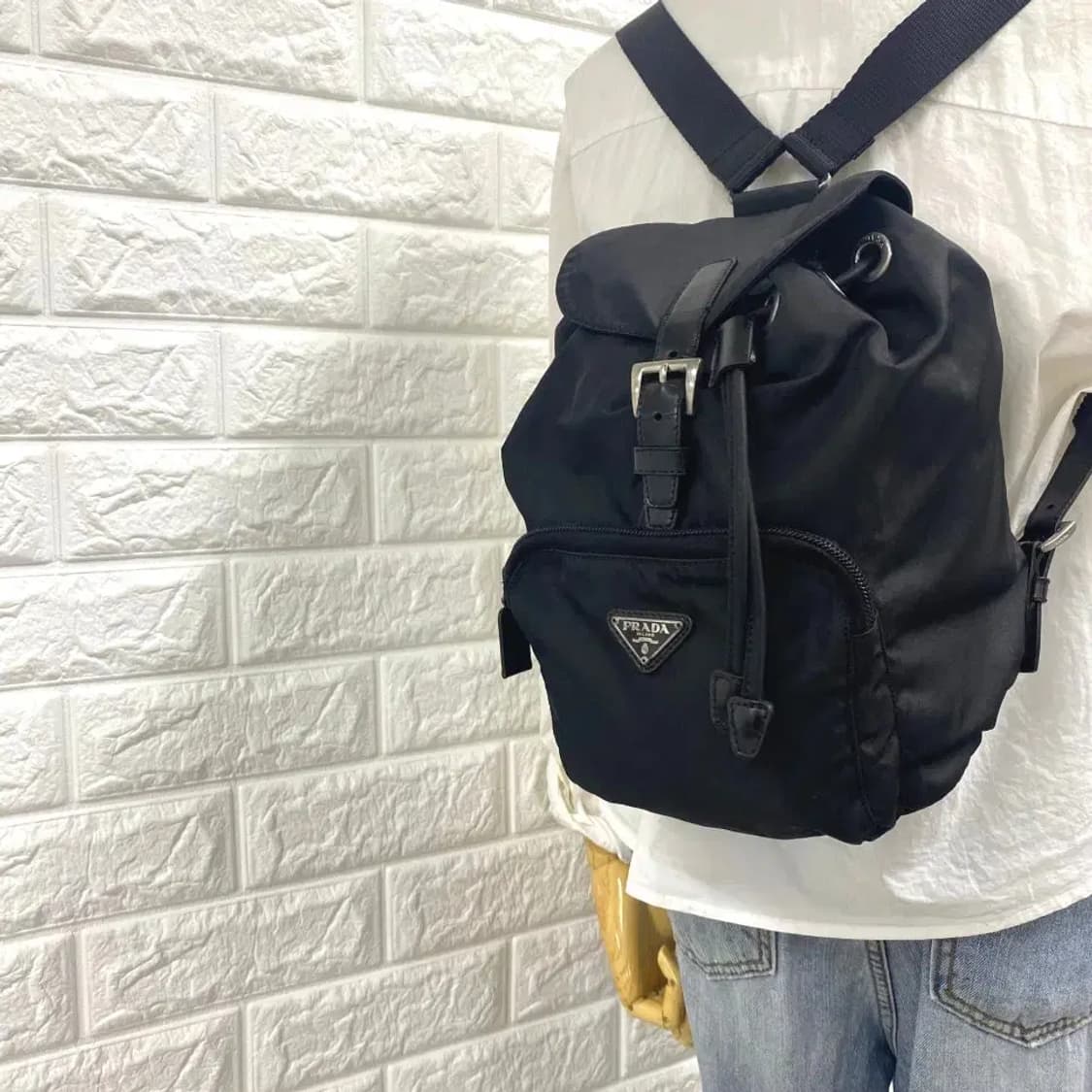 PRADA / 빈티지 프라다 블랙 포코노 삼각로고 나일론 스몰 백팩 상품이미지2