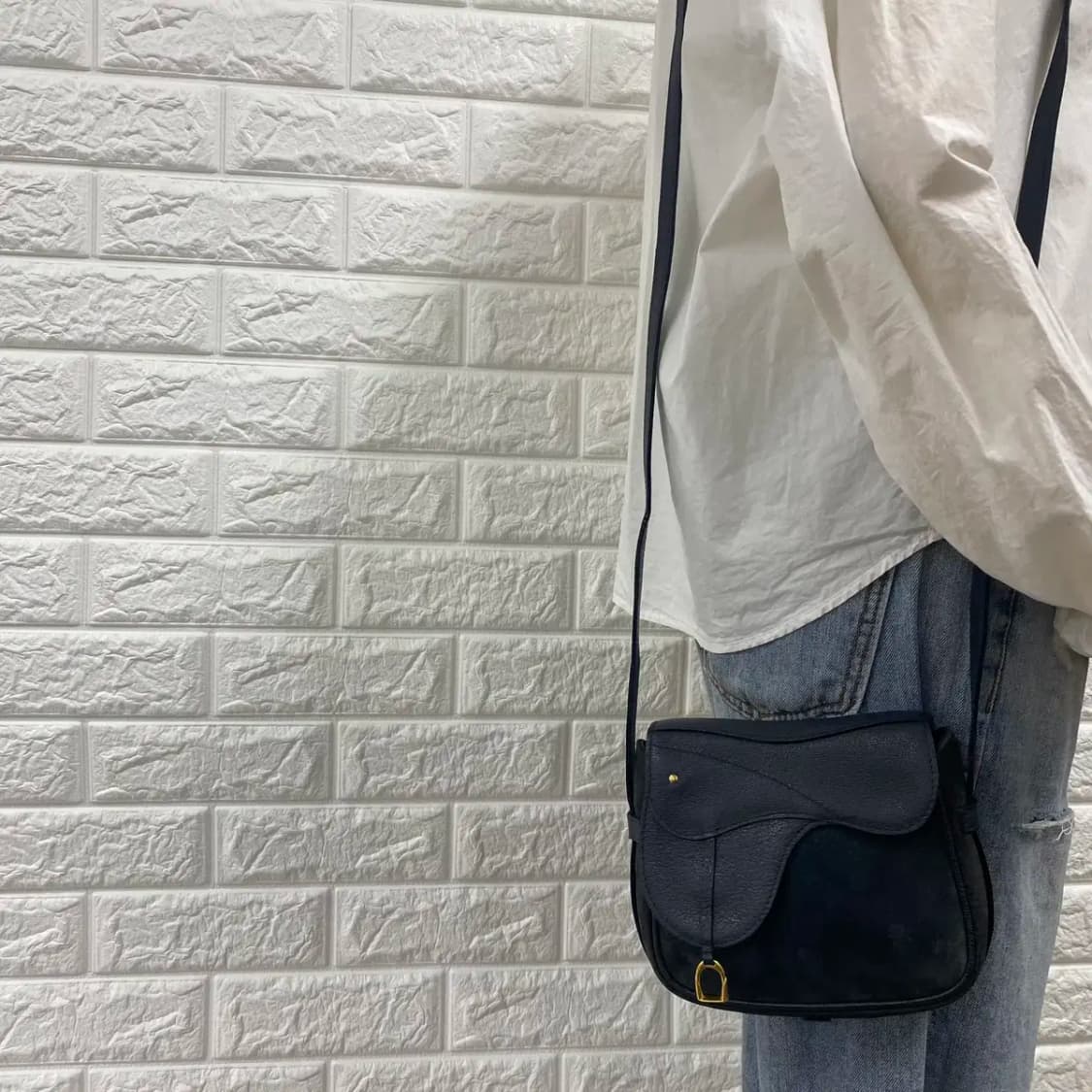 GUCCI / 빈티지 구찌 다크네이비 누벅 스몰 벨트백 / 투웨이백 상품이미지2