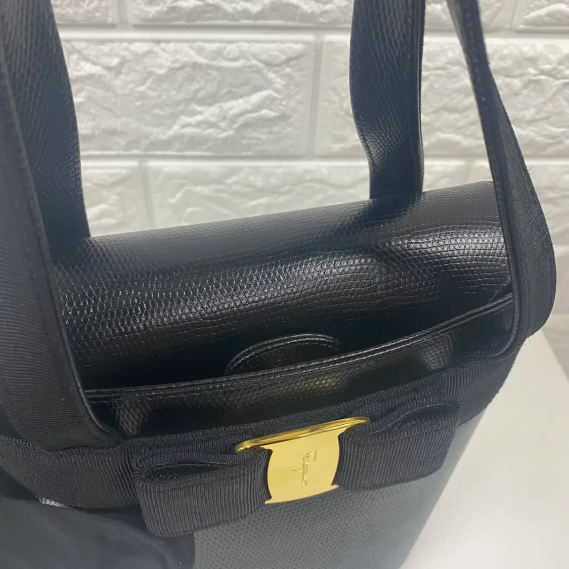 FERRAGAMO/빈티지 페라가모 블랙 리자드 원통 바라 버킷백/복조리백 상품이미지7